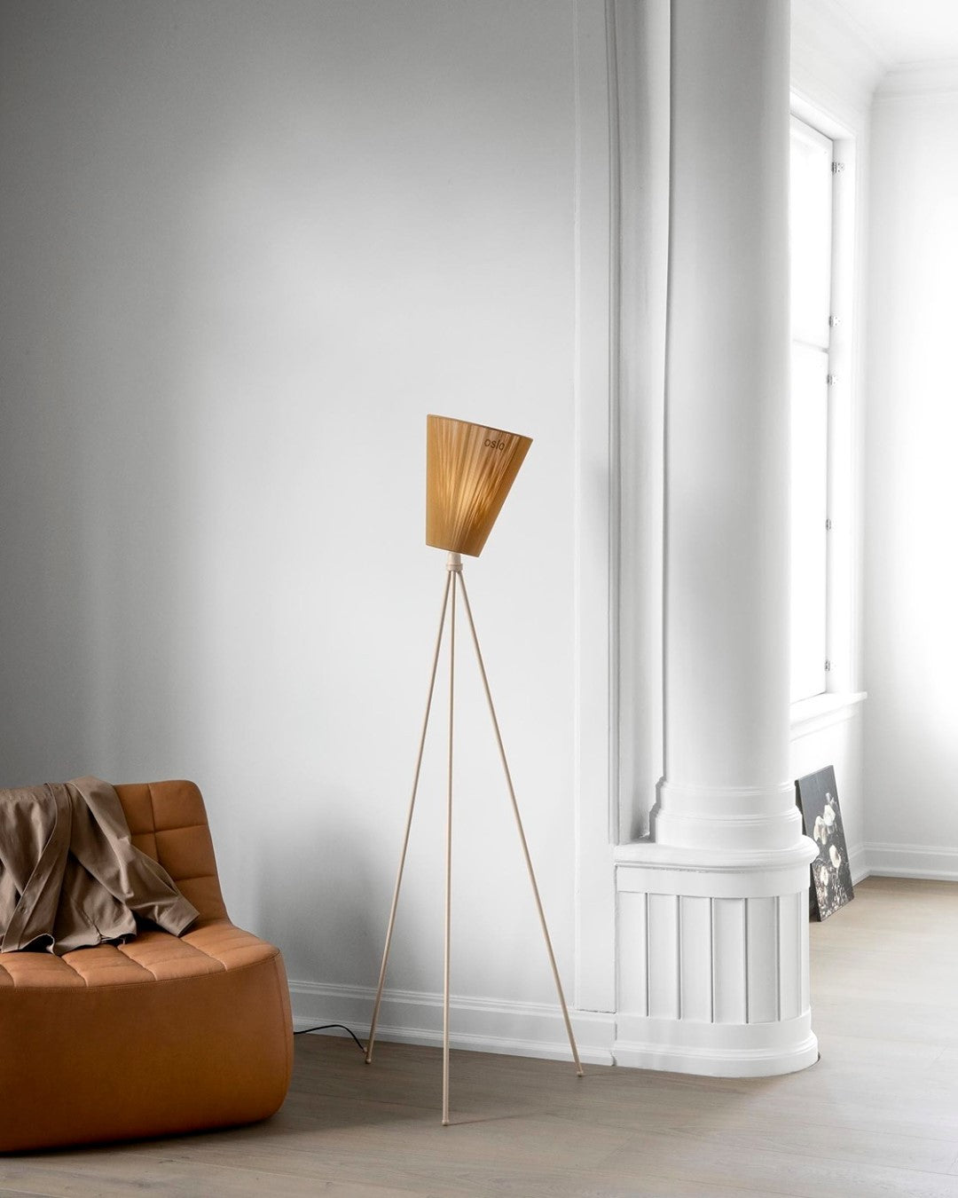 Modern Oslo Wood Floor Lamp