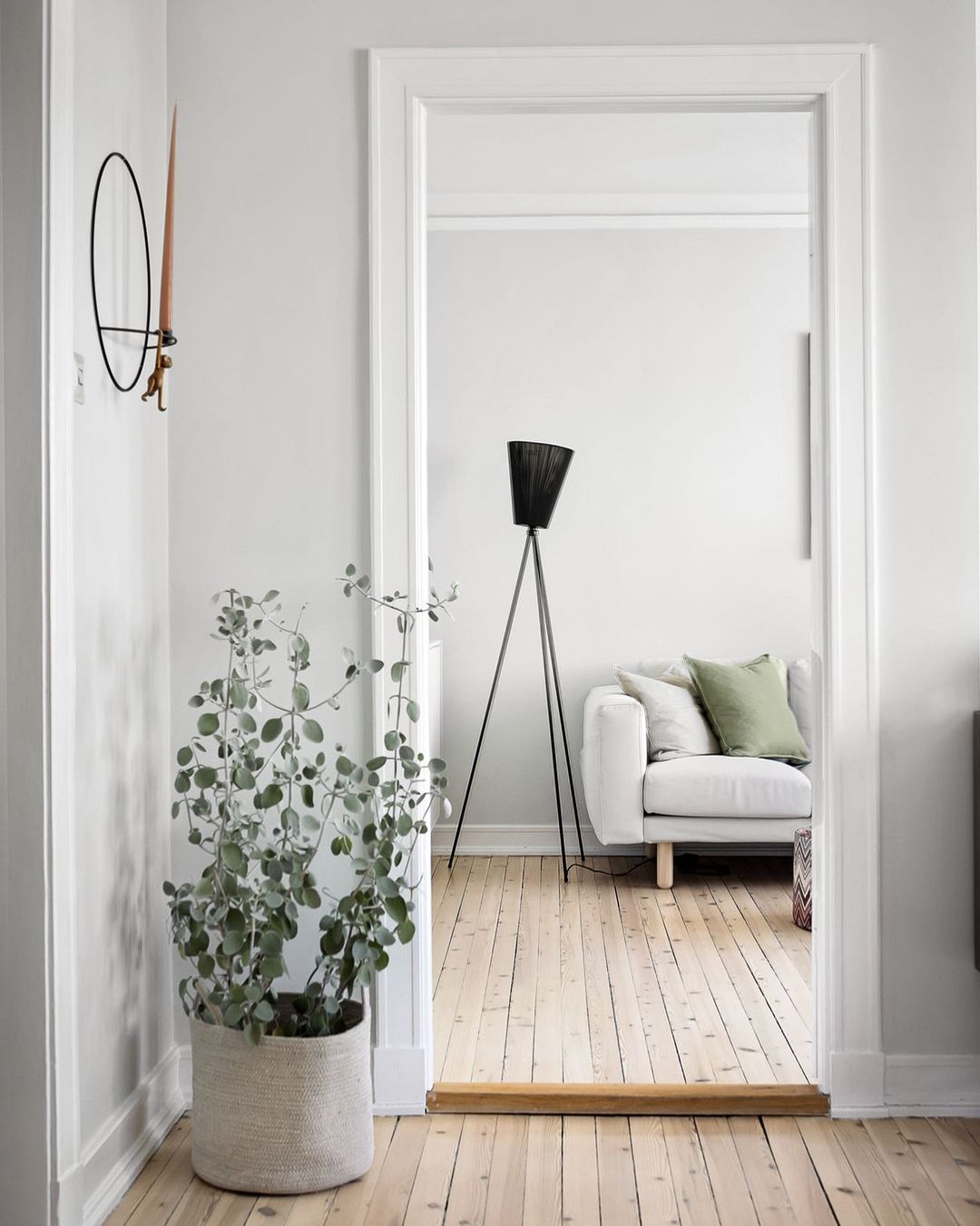 Modern Oslo Wood Floor Lamp