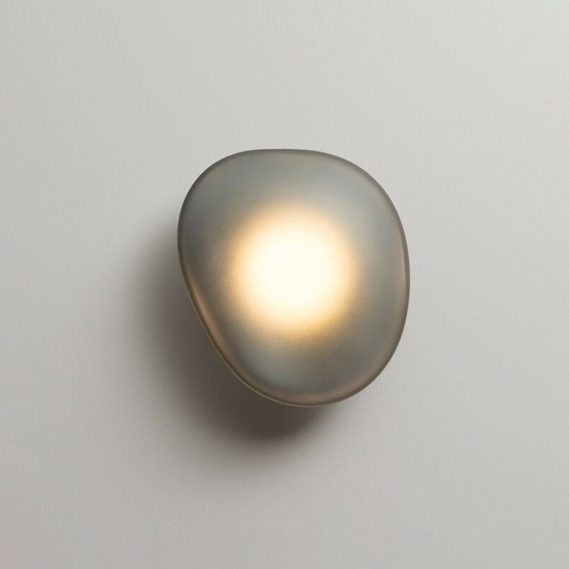 Pebble Wall Lamp
