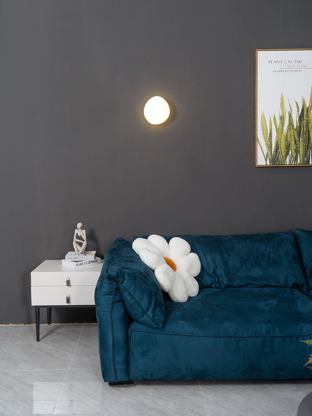 Pebble Wall Lamp