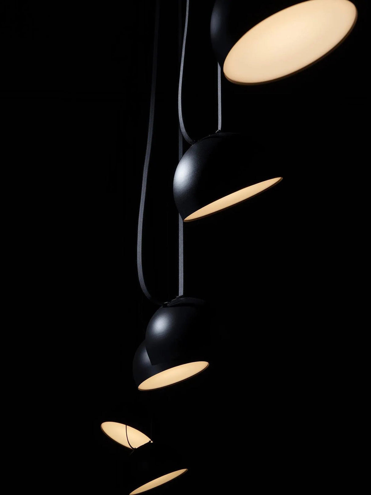 Plusminus Semispheres Pendant Light