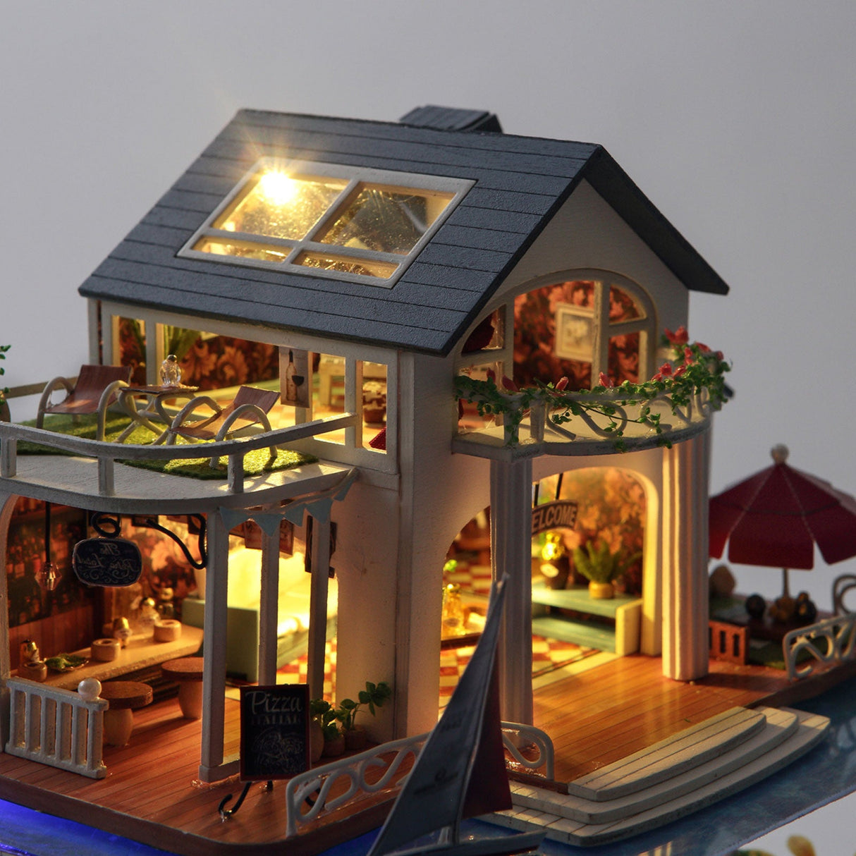 DIY Dollhouse Kit, Beachside Bungalow