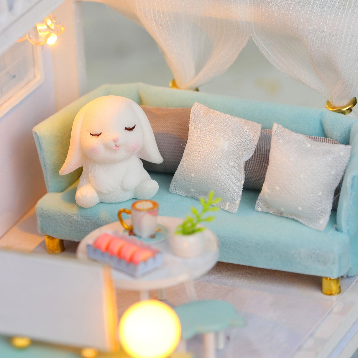 DIY Dollhouse Kit, Living Room