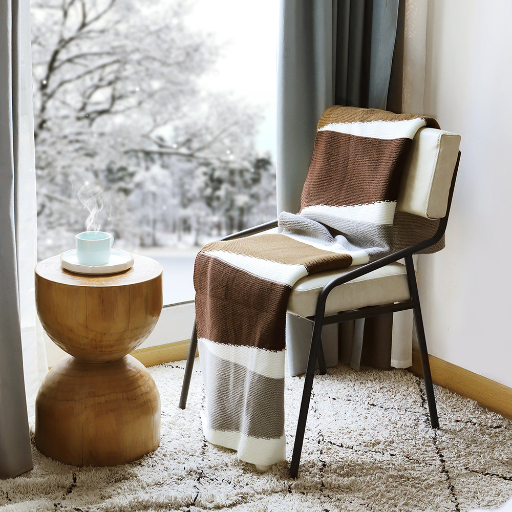 Tricolor Stripe Knit Blanket