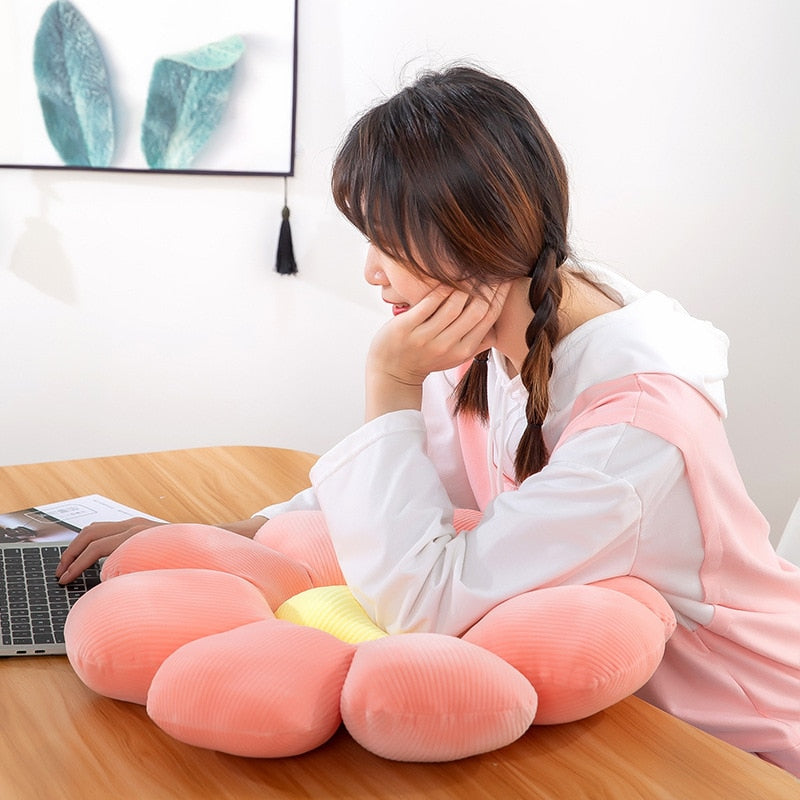 Super Flower Daisy Pillow