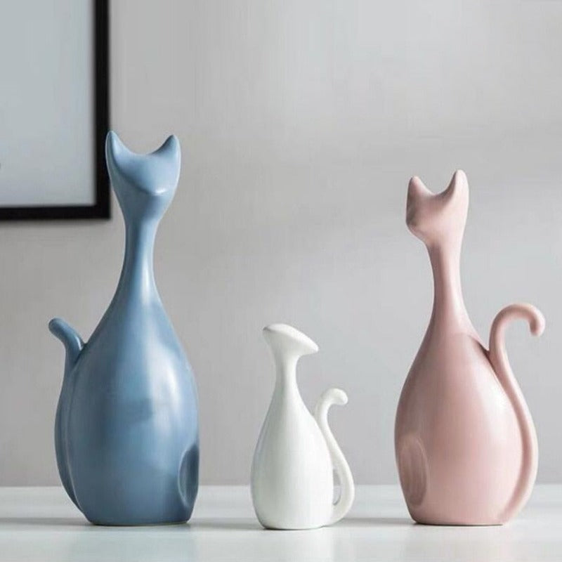 Nordic Cat Family Statue