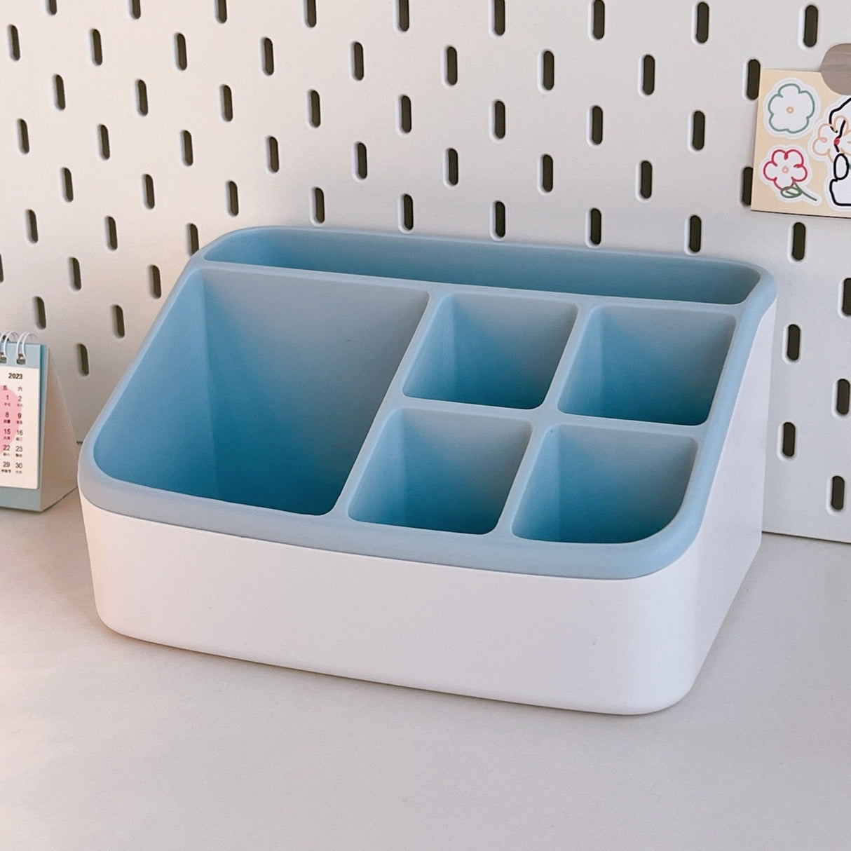 Preppy Flowers Storage Box