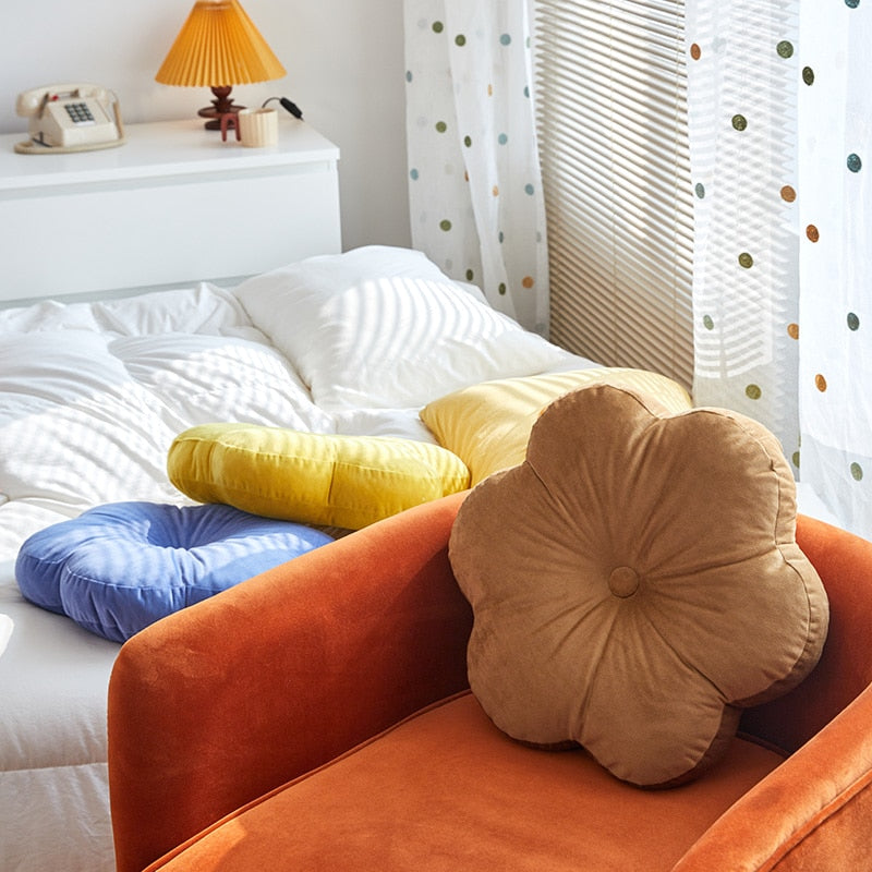 European Style Daisy Pillow Cover