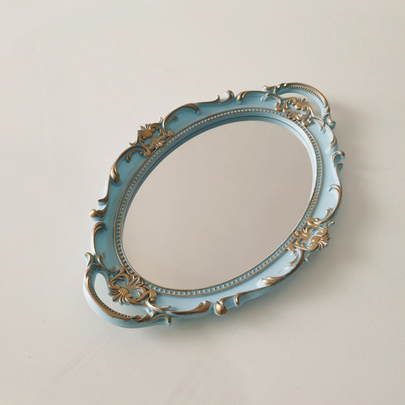 Elegant Plate Dark Academia