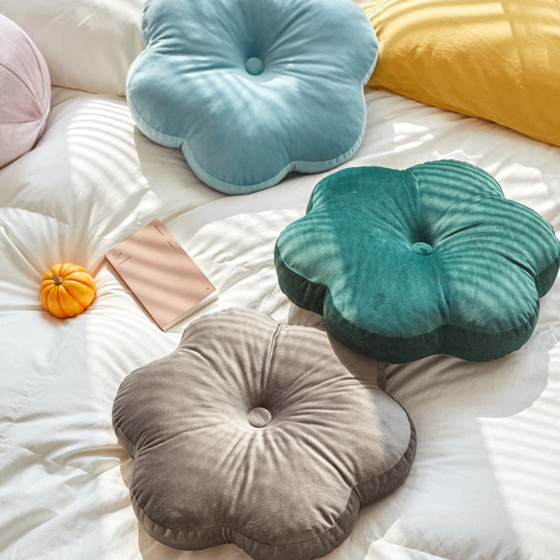 European Style Daisy Pillow Cover