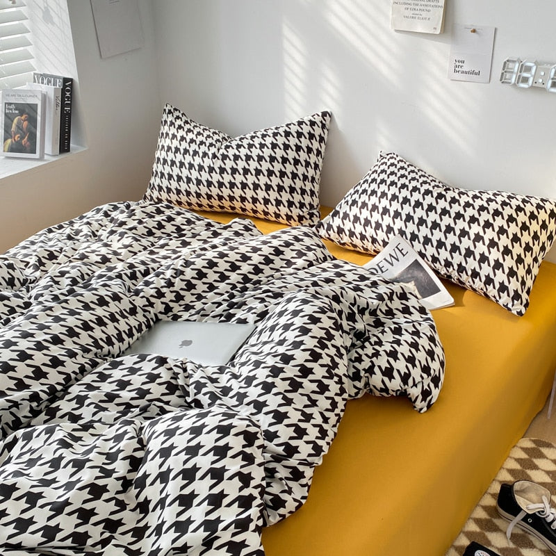 Vintage Cyber Bedding Set