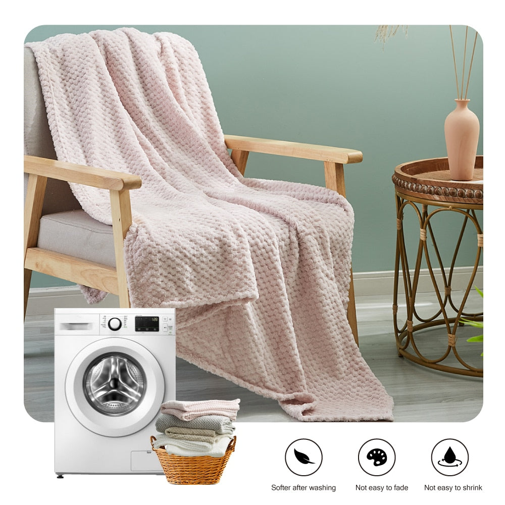 Simple&Opulence 100% microfiber Flannel Fleece Velvet Plush Throw Blanket Lightweight Warm Fluffy Cozy Fuzzy Soft Blankets