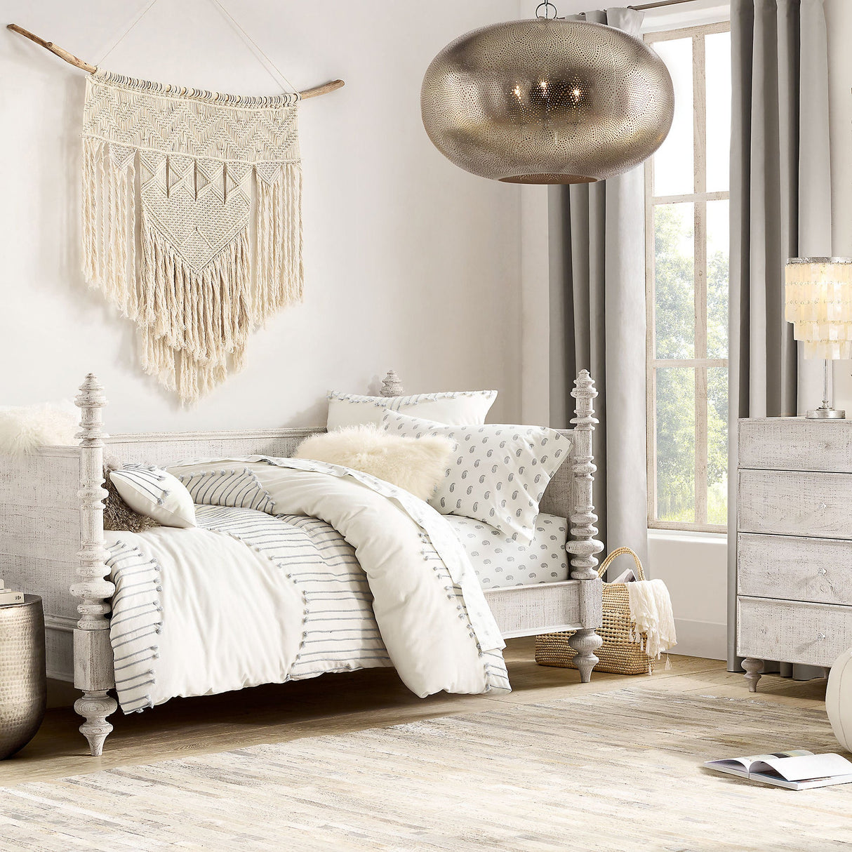 Skye Tiered Table Light