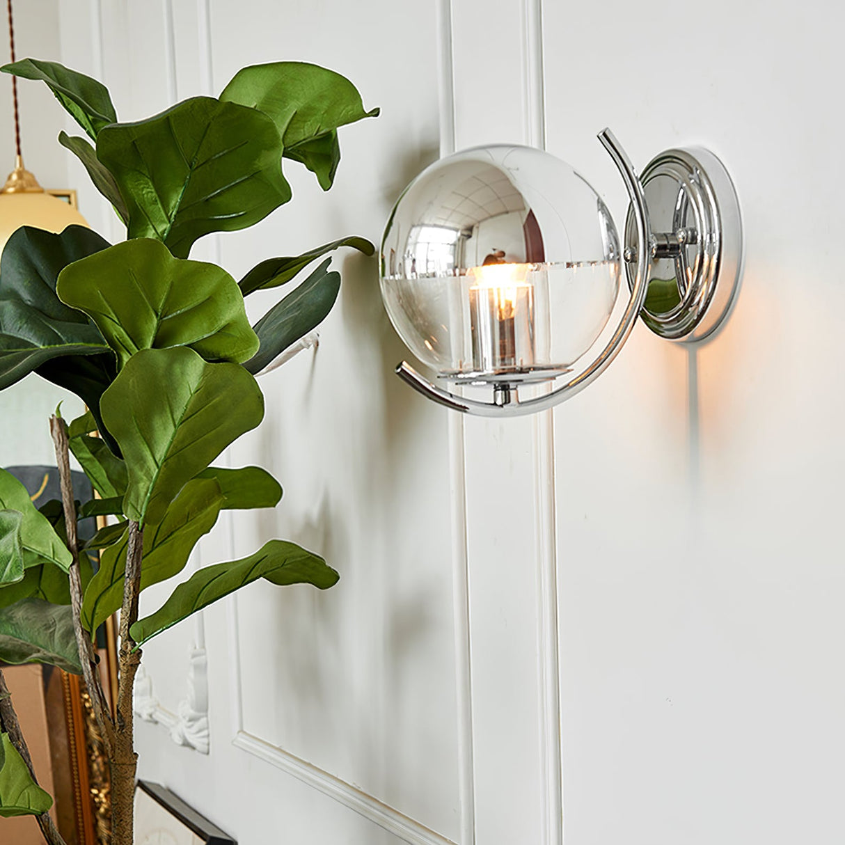 Space Ball Wall Lamp