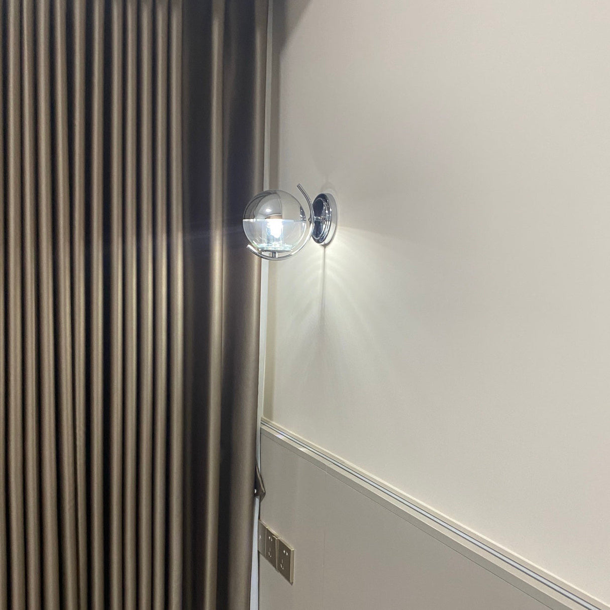 Space Ball Wall Lamp