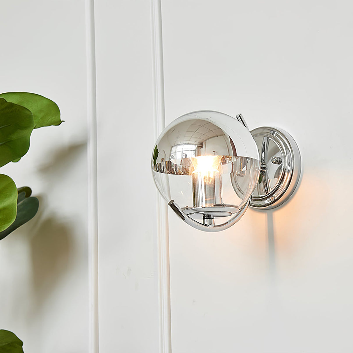 Space Ball Wall Lamp