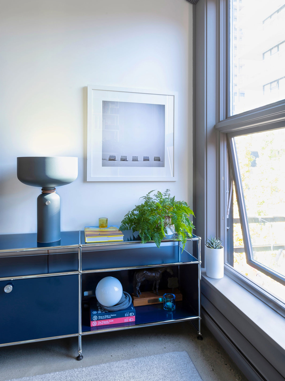 Spotlight Vol Table Lamp