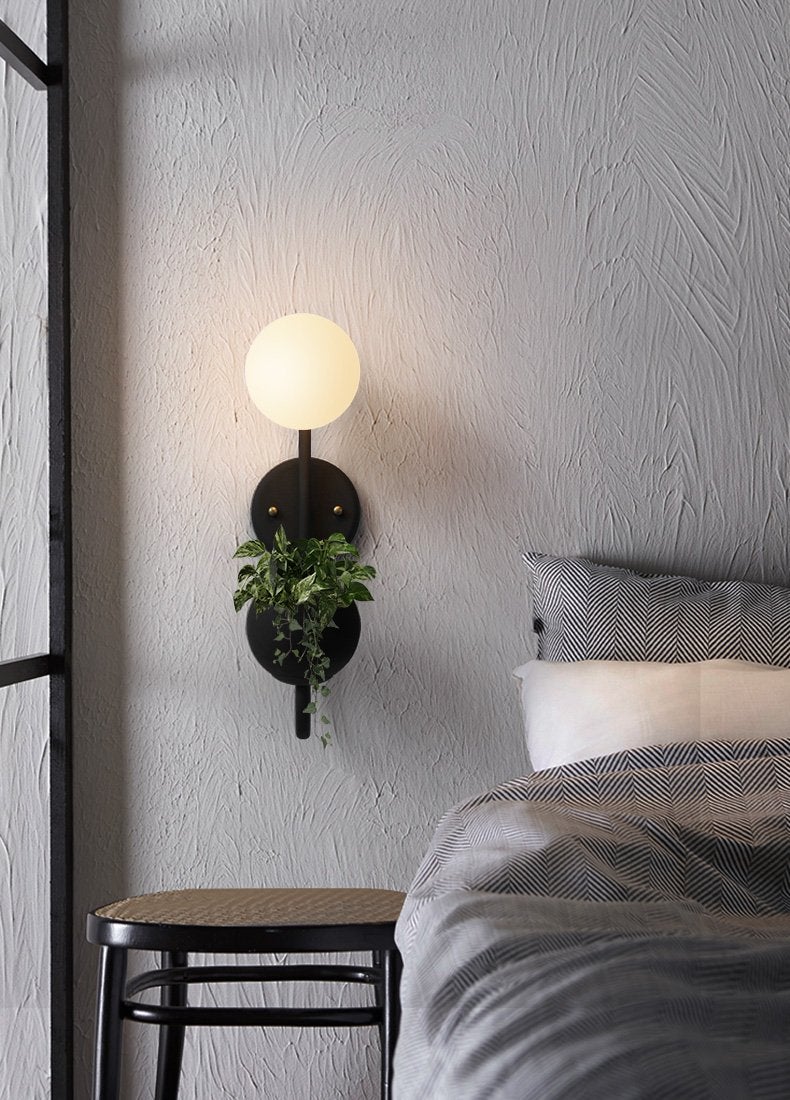 Ritz Single Head Pot Plant Wall Light