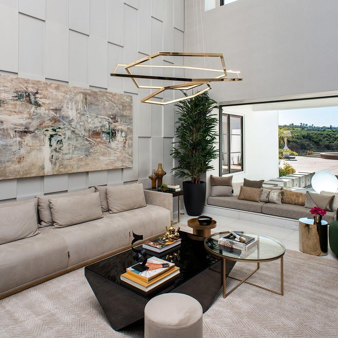 Gold Vesanto Chandelier