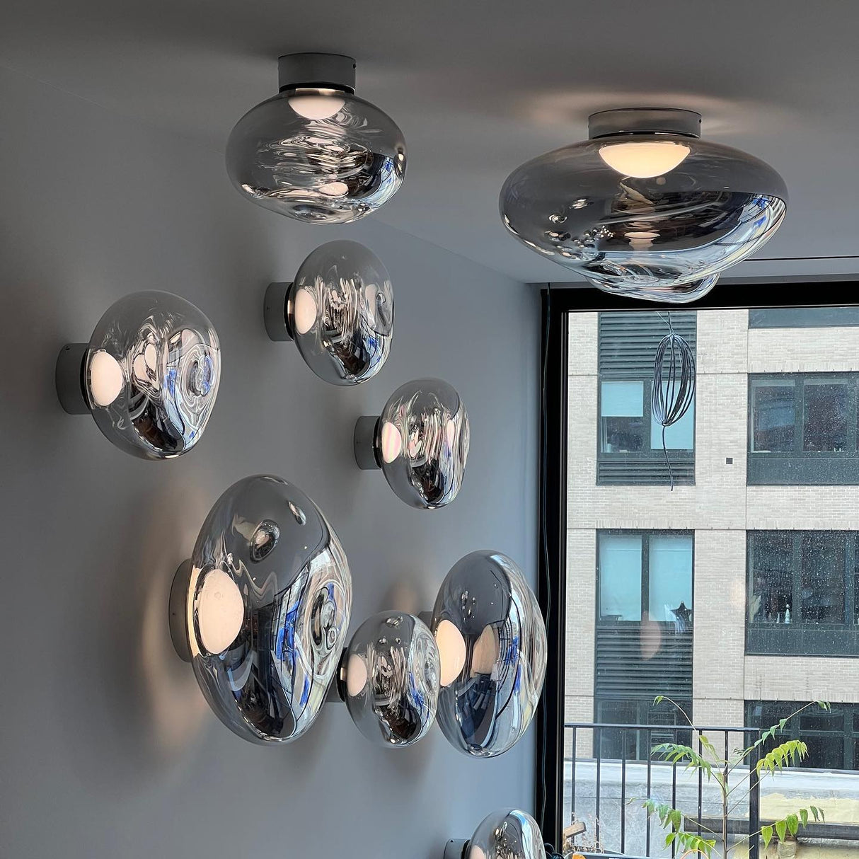 Void Surface Wall Lamp