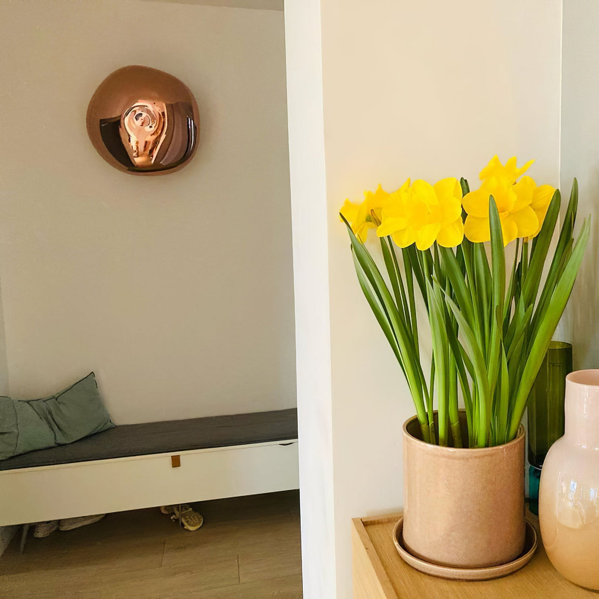 Void Surface Wall Lamp