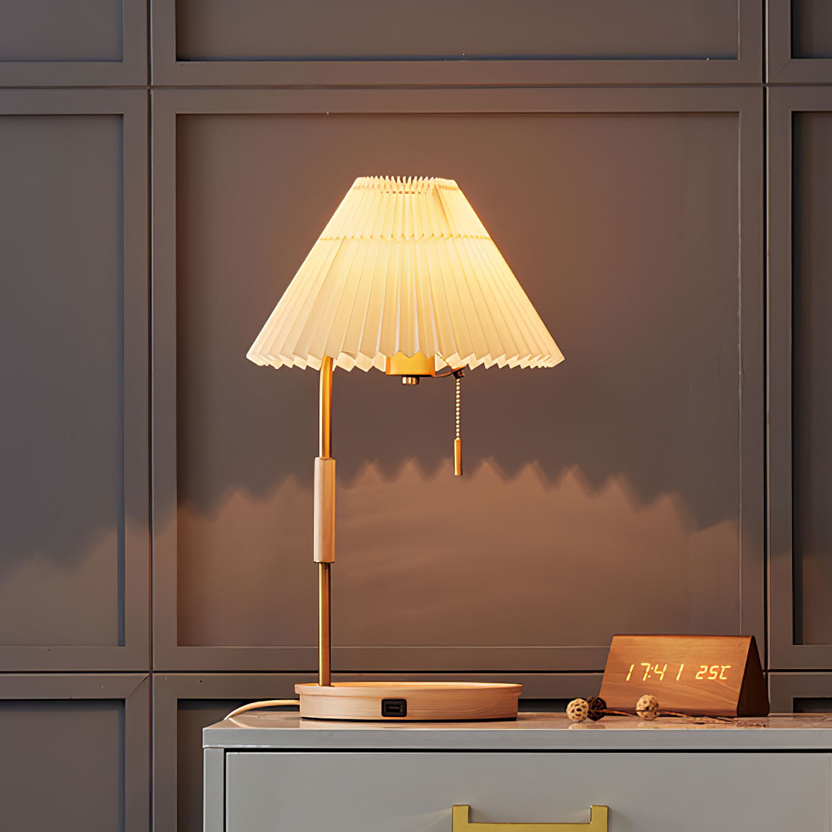 Wooden Retro Table Lamp