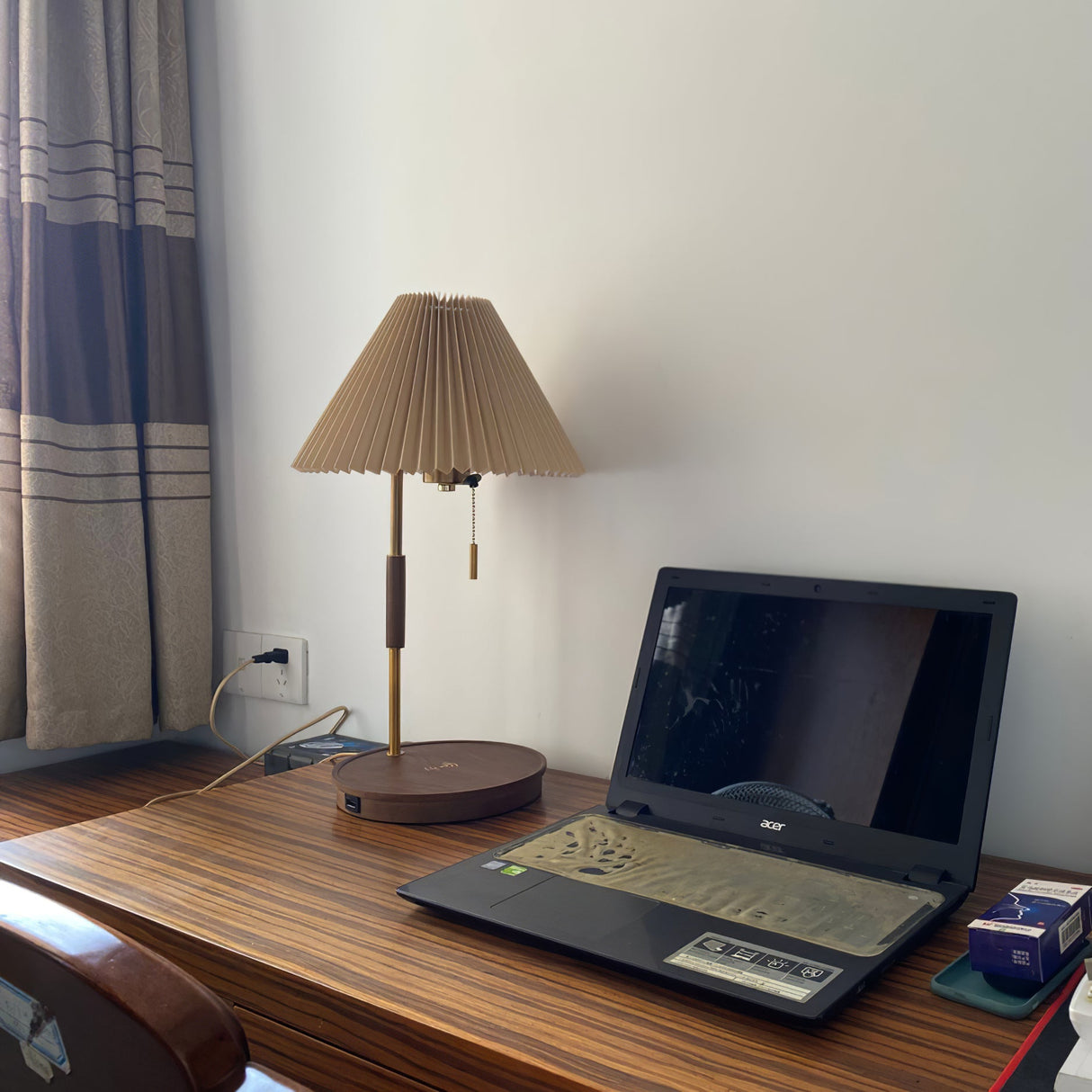 Wooden Retro Table Lamp