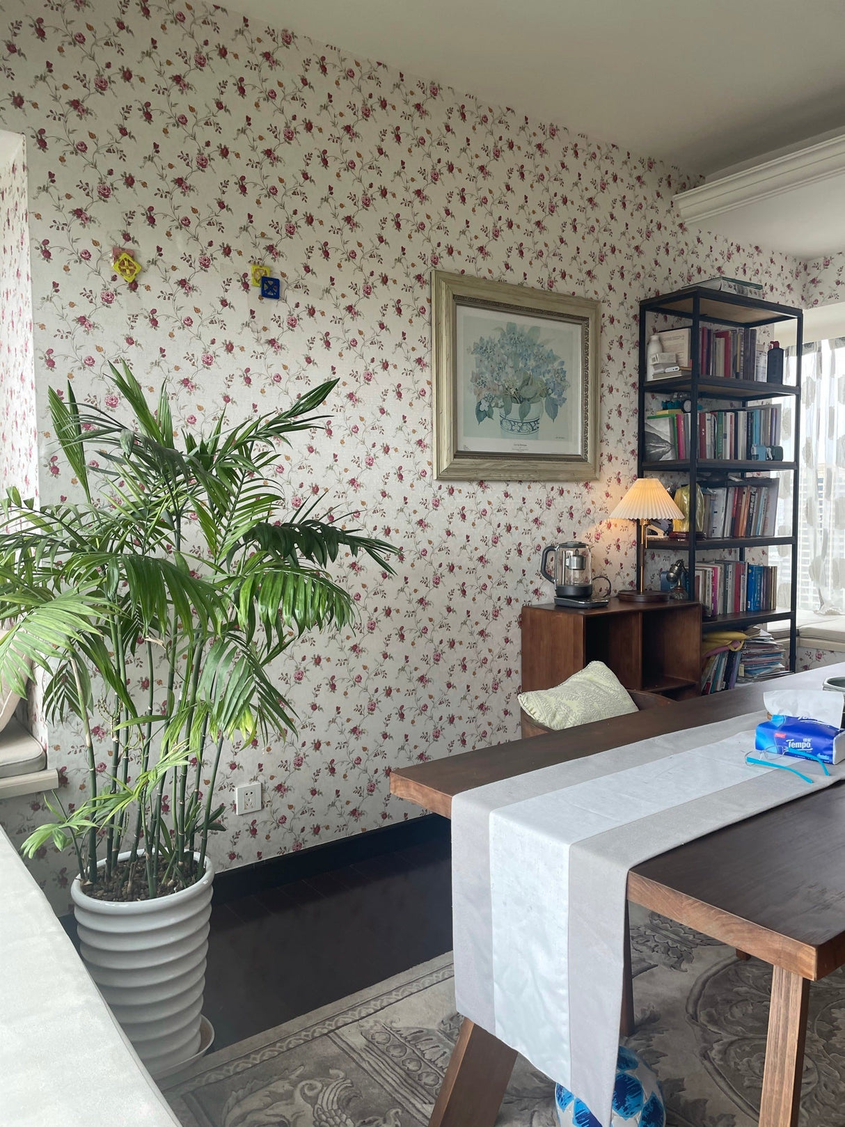 Wooden Retro Table Lamp