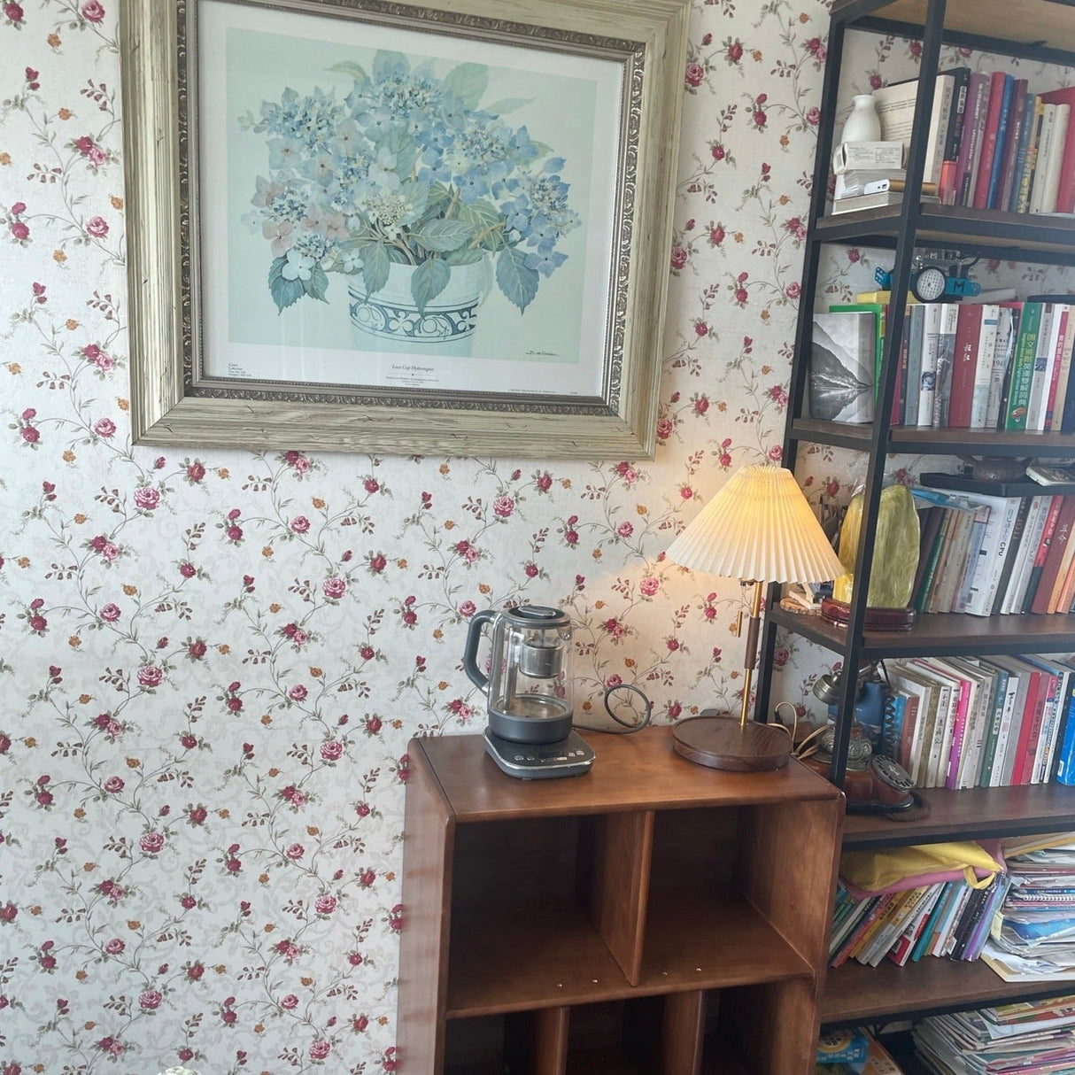 Wooden Retro Table Lamp