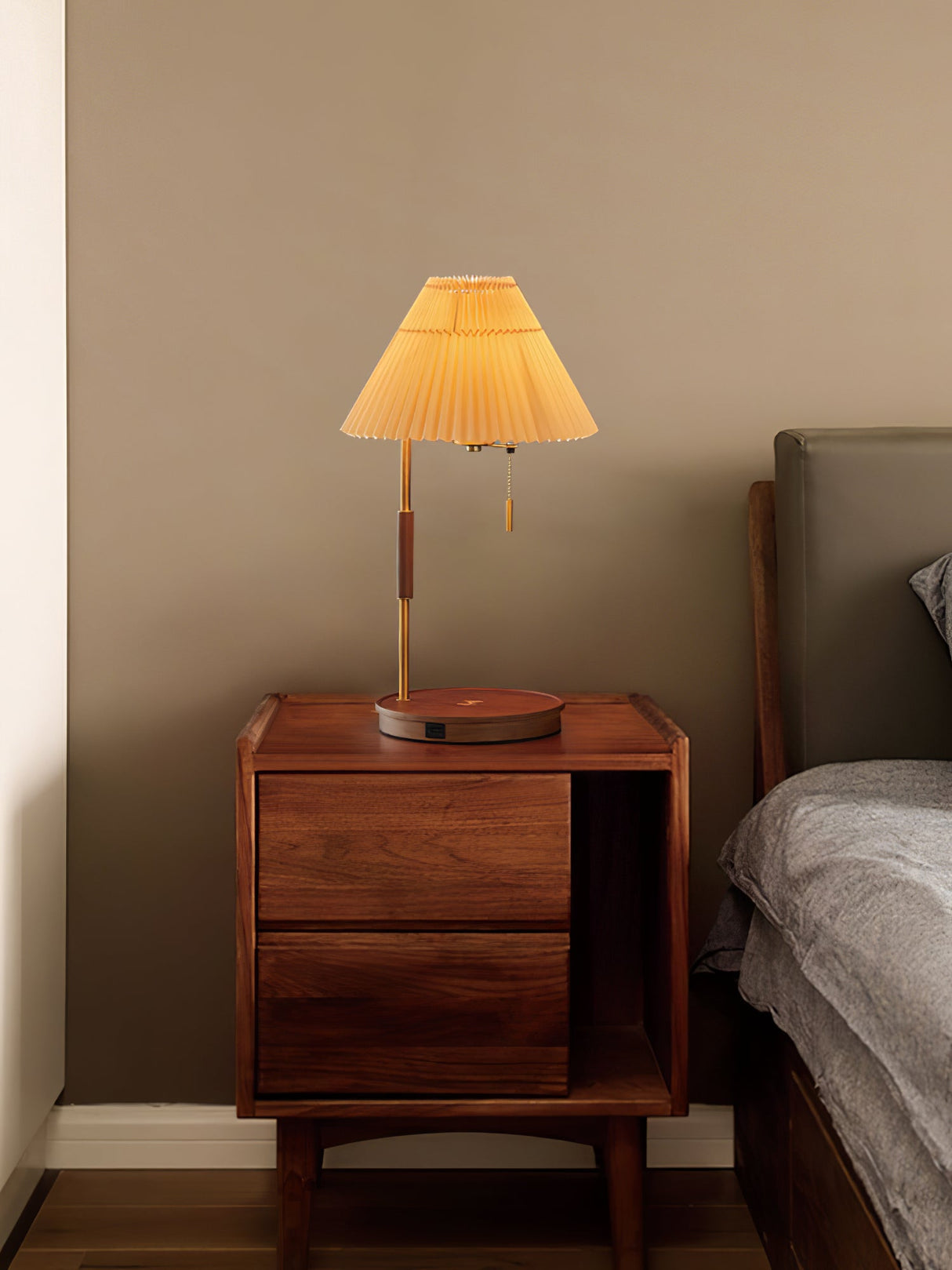 Wooden Retro Table Lamp