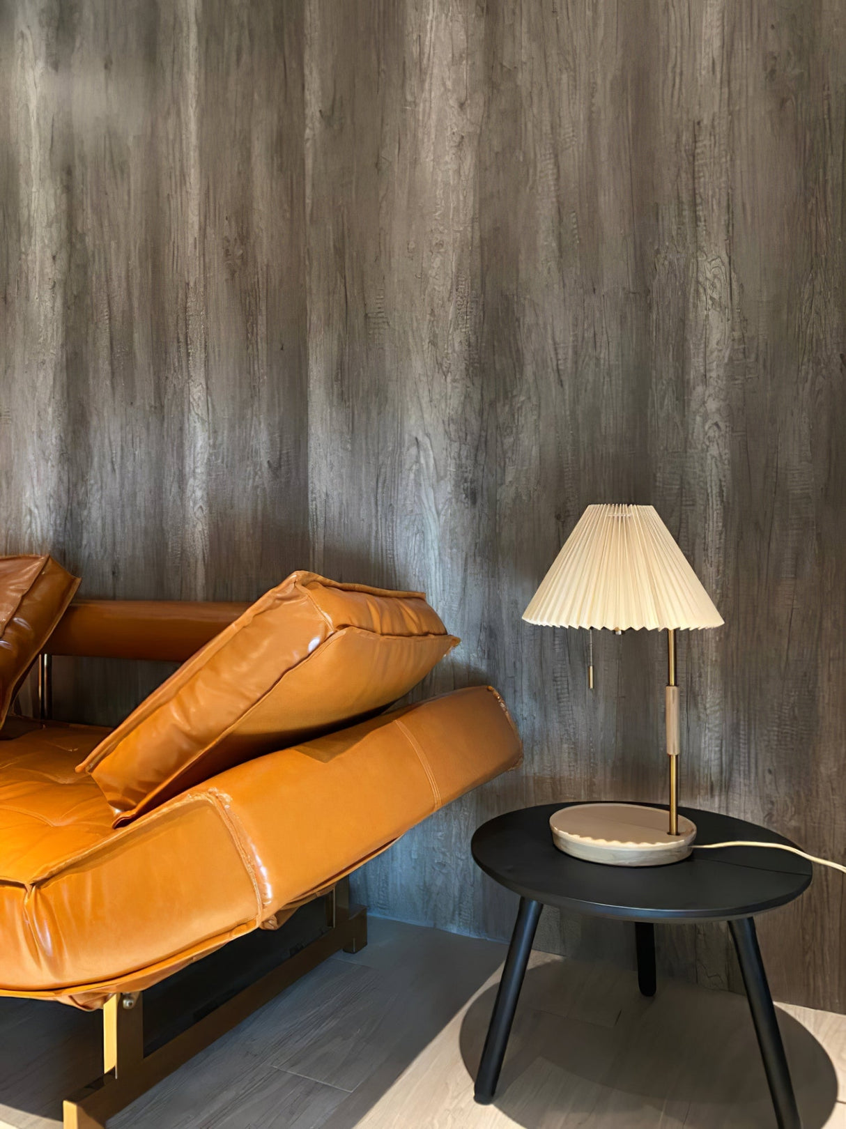 Wooden Retro Table Lamp