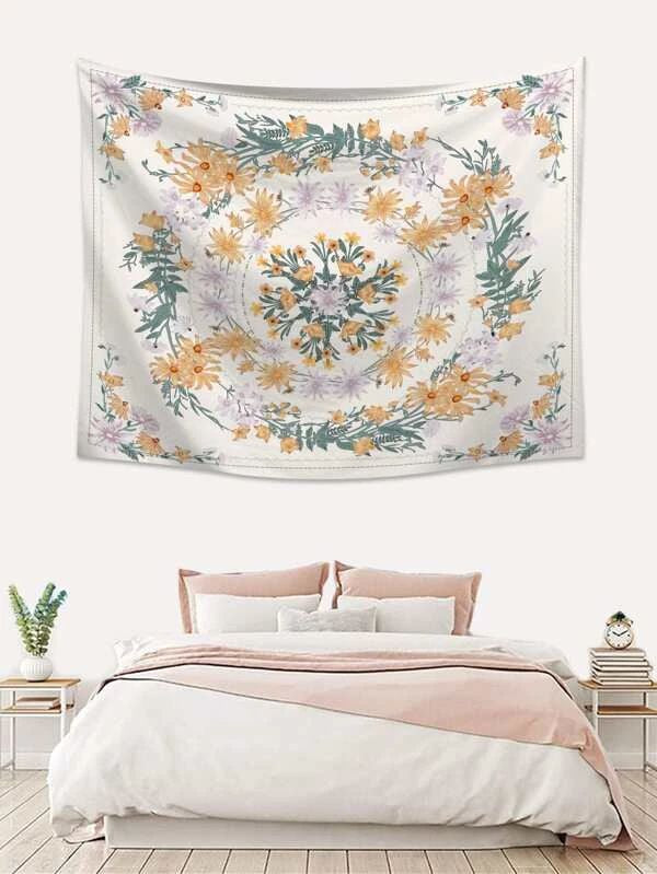 Wreath Print Tapestry