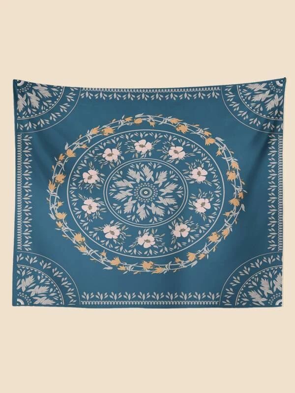 Wreath Print Tapestry