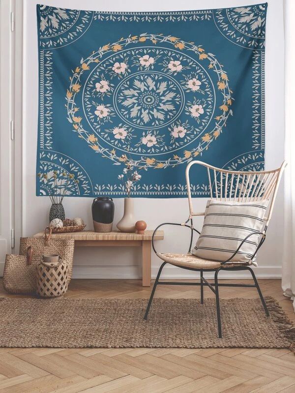 Wreath Print Tapestry