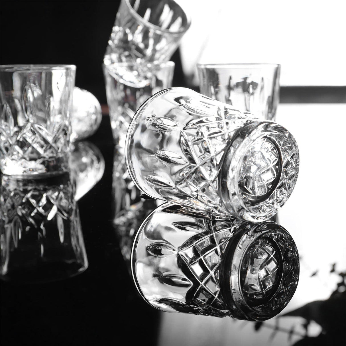 Carved Tequila Shot Glasses Set