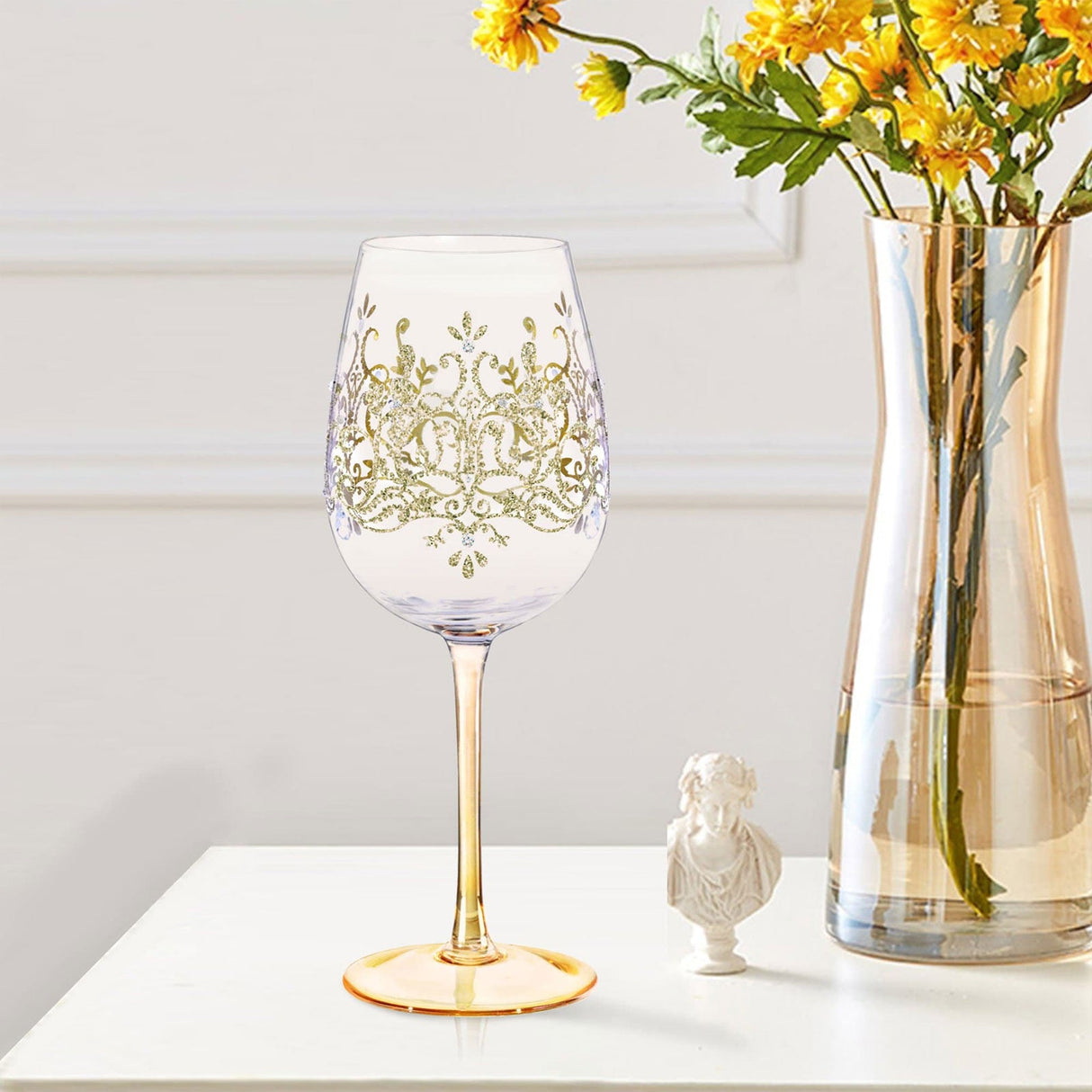 Hand-painted Golden Crown Wine Glass