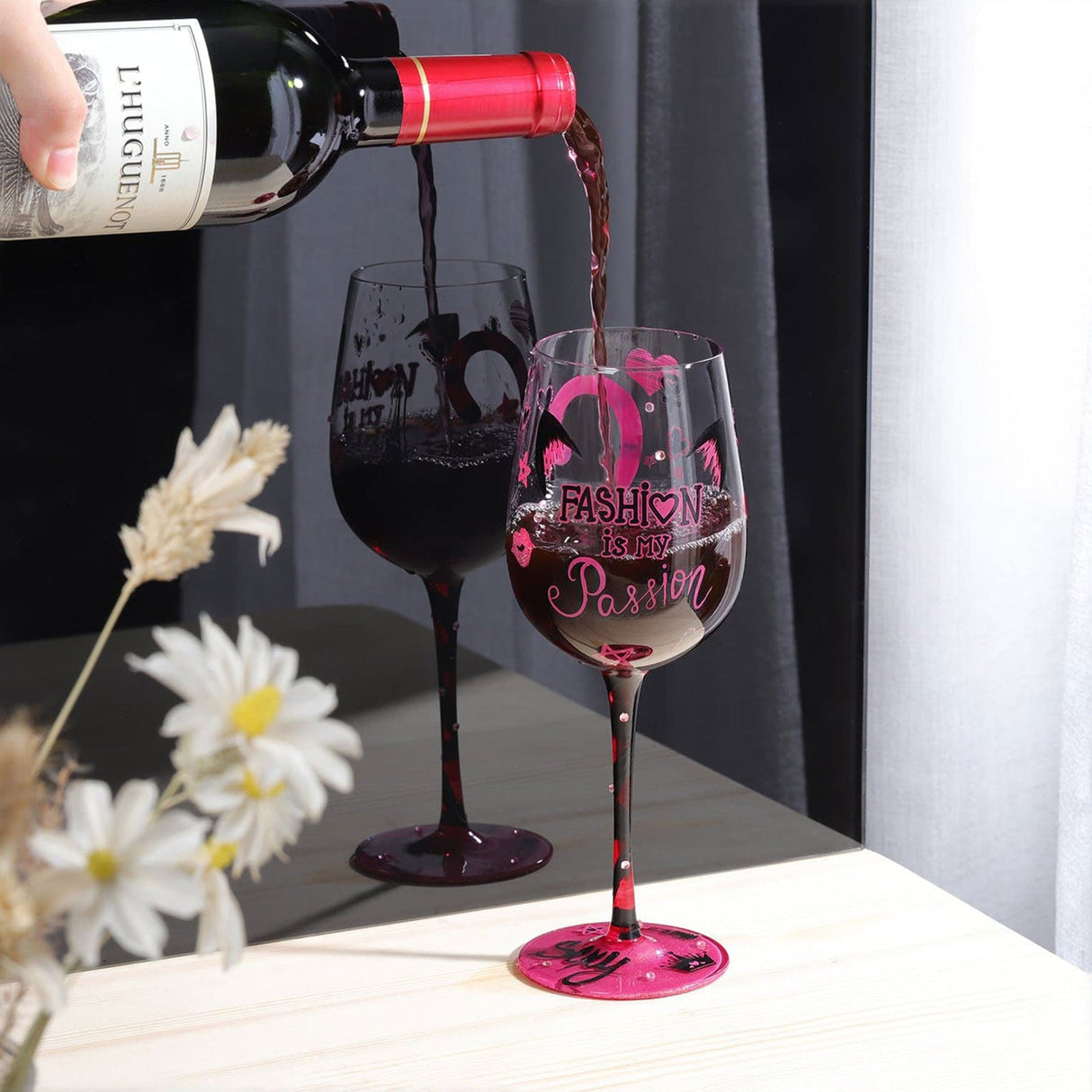 Hand-painted Cat Tail Wine Glass