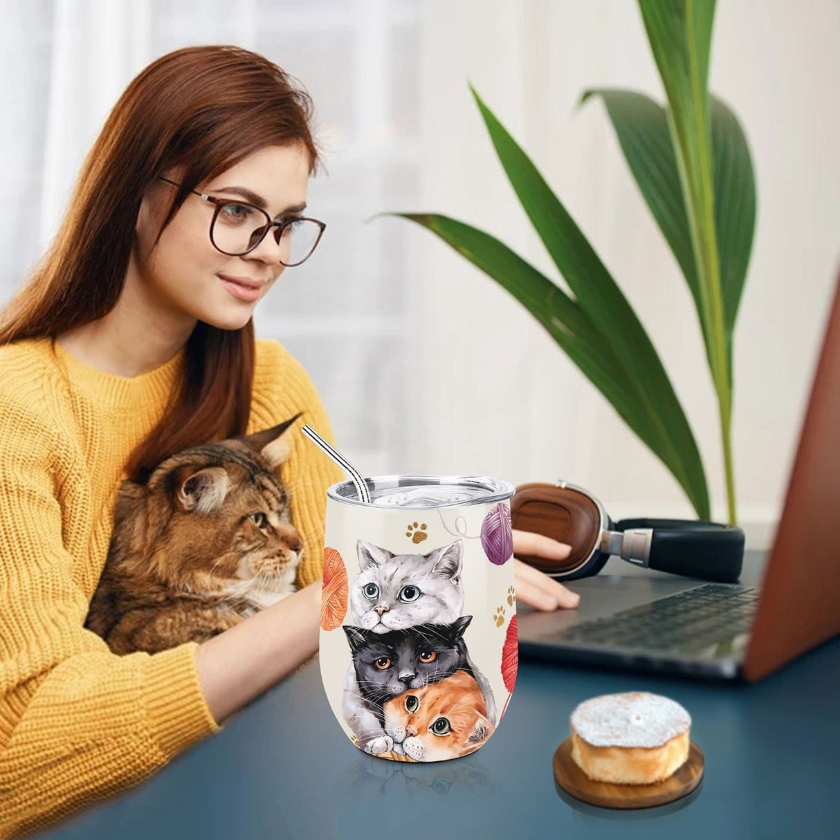 Kitty Woolen Ball Coffee Mug