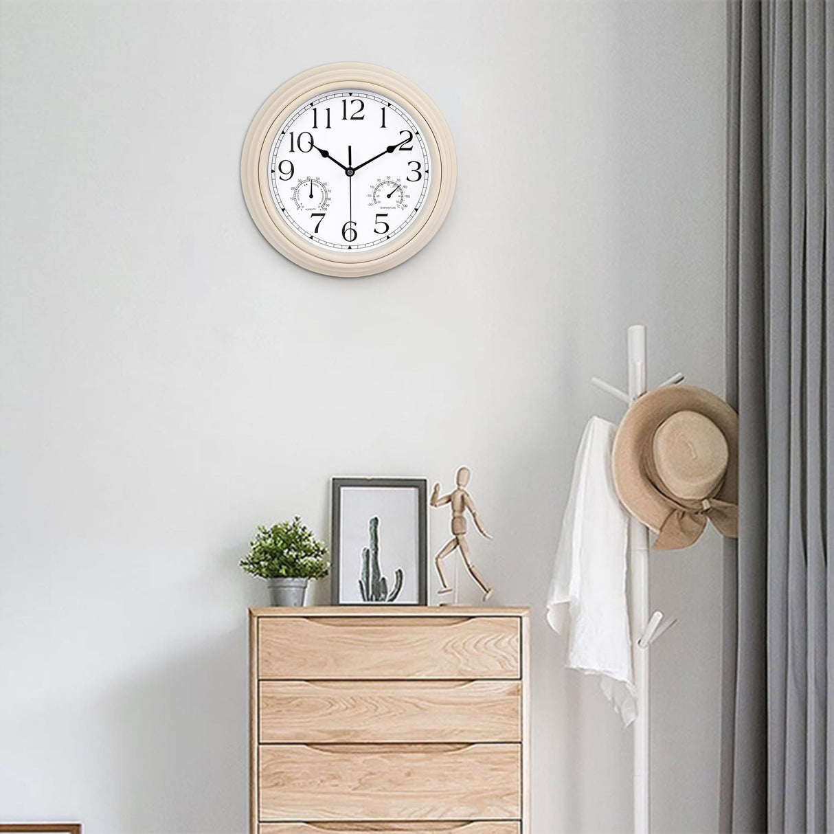Retro Non-Ticking Wall Clock