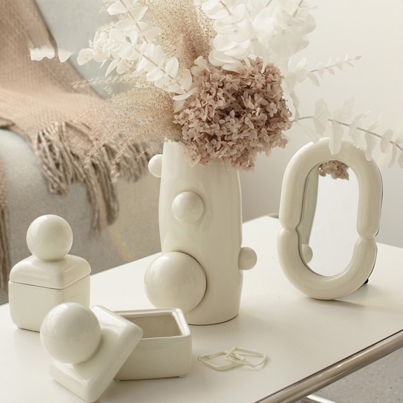 Aesthetic Oval Decorative Mirror