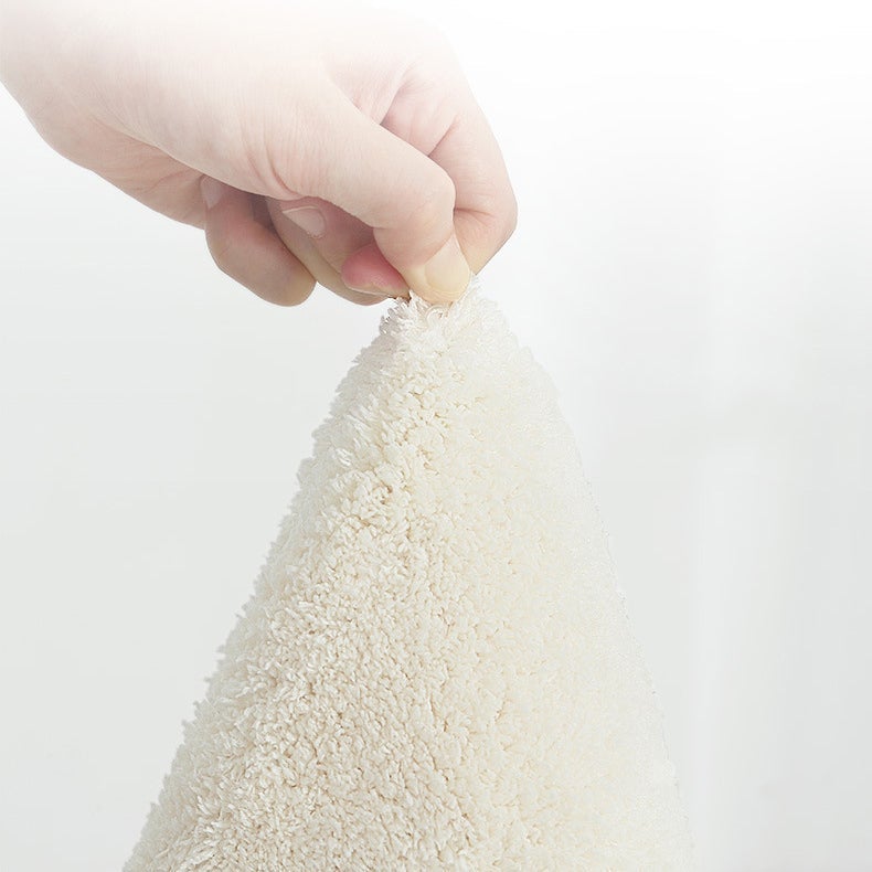 Orange Cloud Tufted Rug – Irregular Shaped Cartoon Carpet Inspired by Asian Ink Motifs