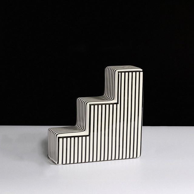 Bentali Black and White Ceramic Collection