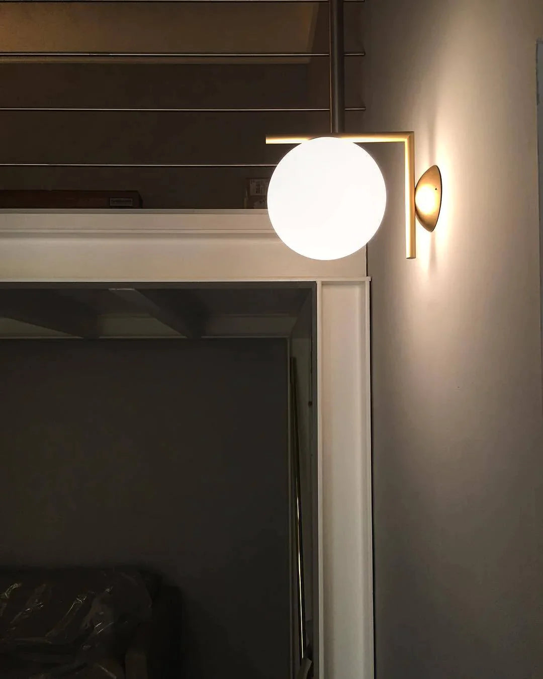 Balloon Glass Wall Lamp