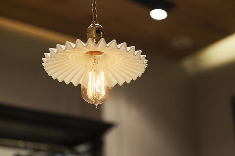 Ceramic fluted Pendant Light