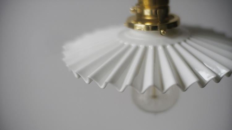 Ceramic fluted Pendant Light