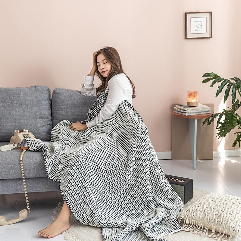 Black & White Knitted Blanket with Tassels
