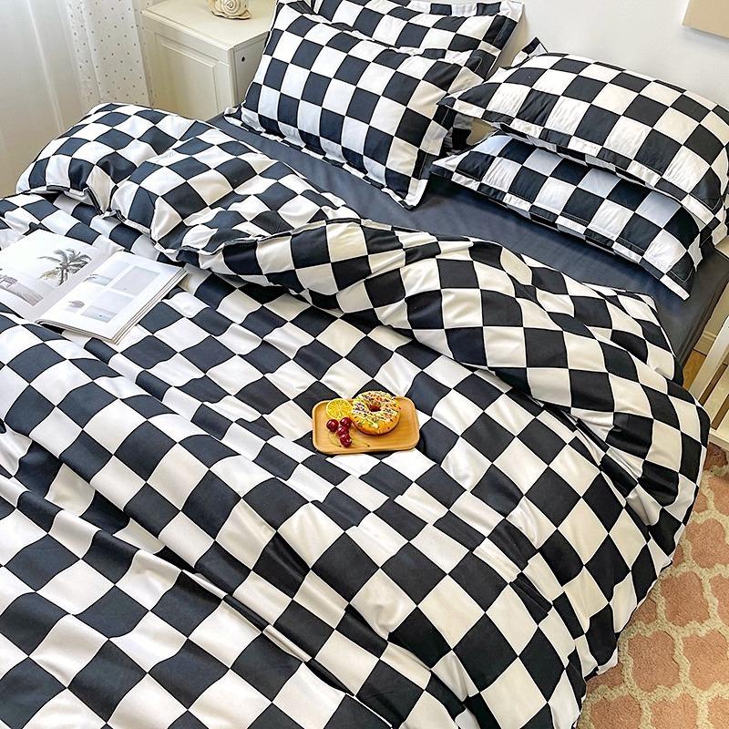 Checkered Bedding Set
