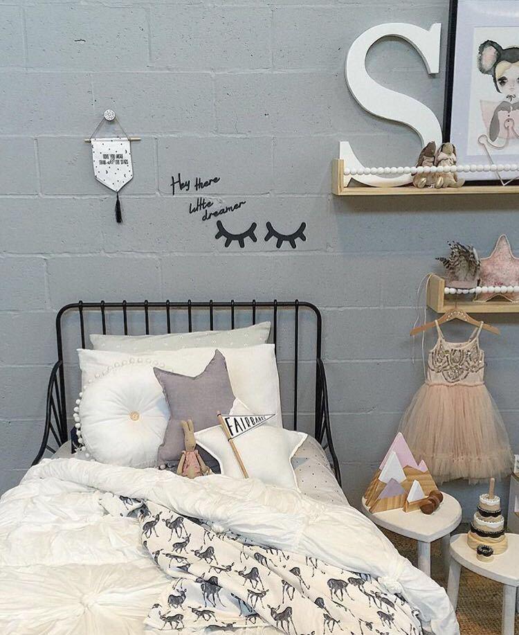 Eyelash Wooden Wall Decals Stickers - 2pcs