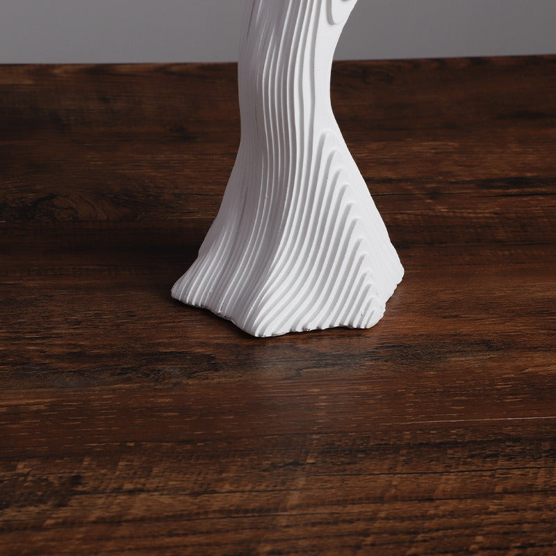 Gigi Gradeful Girl Statues