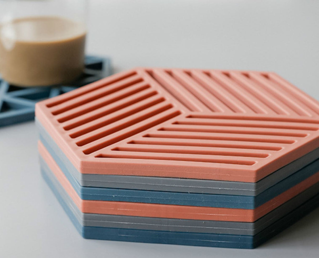 Hexagonal Versatile Table Mats